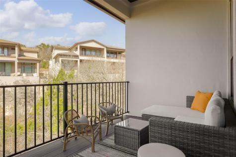 105 Cascading Water Place Lakeway TX 78734