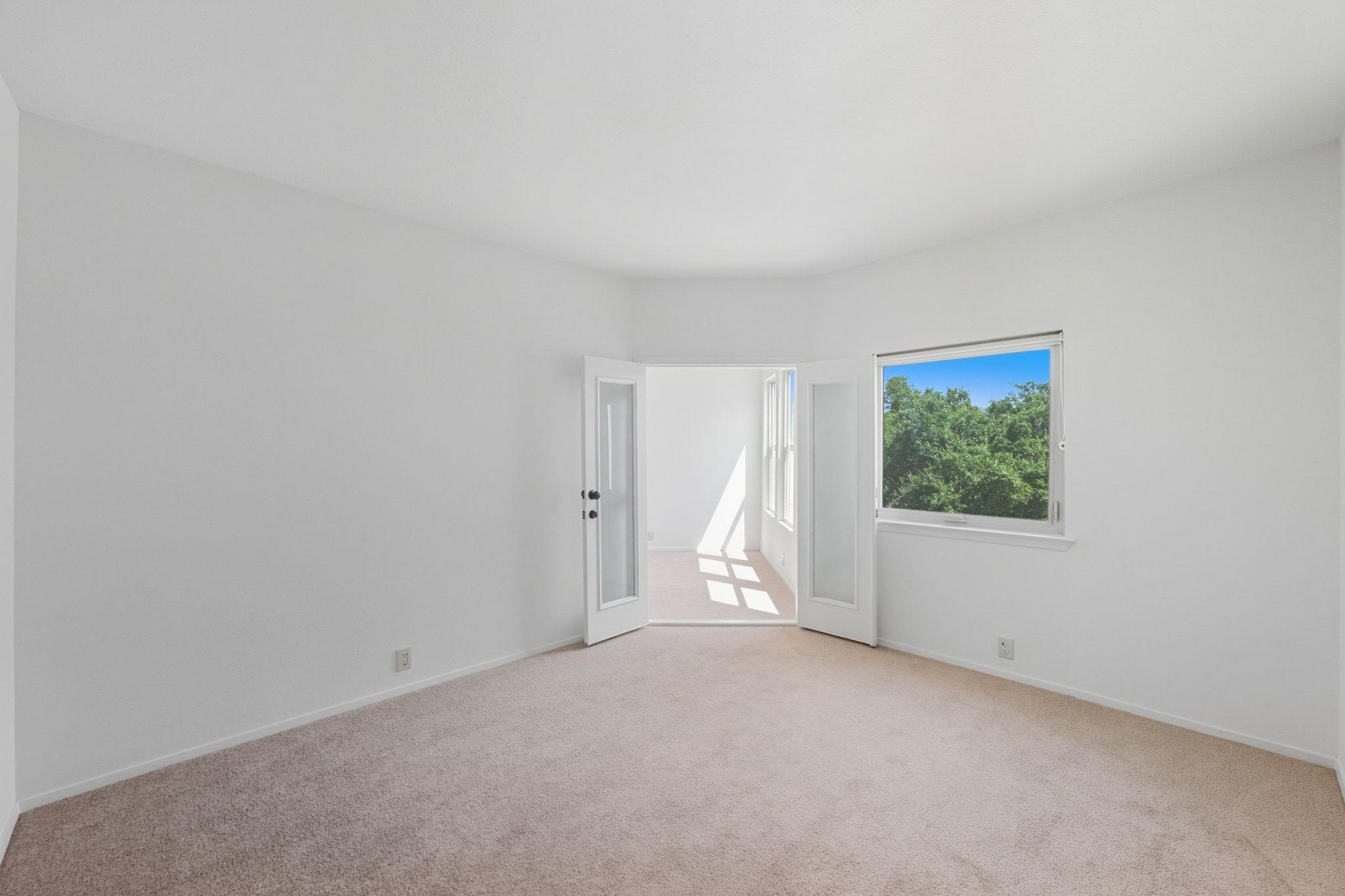 1 Crystal Springs Court The Hills TX 78738