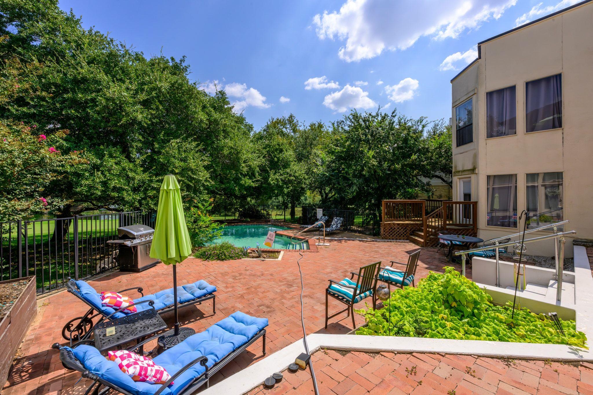 1 Crystal Springs Court The Hills TX 78738