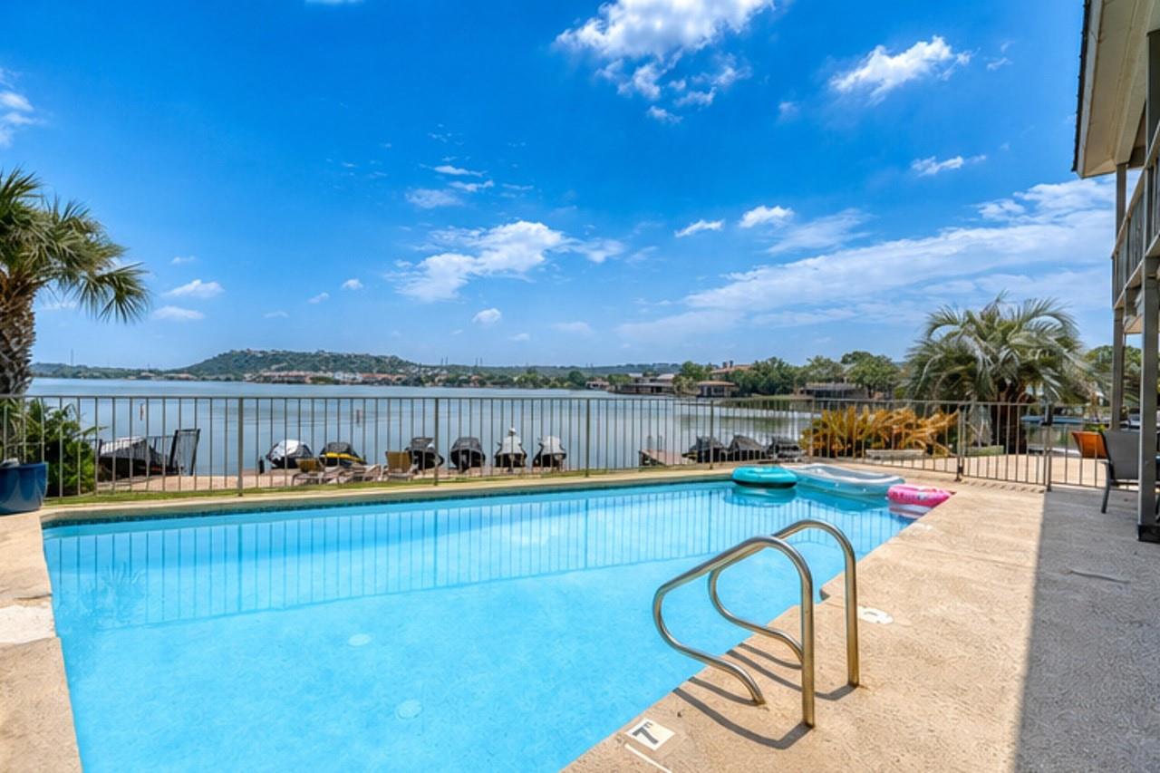 104 Cove E Horseshoe Bay TX 78657