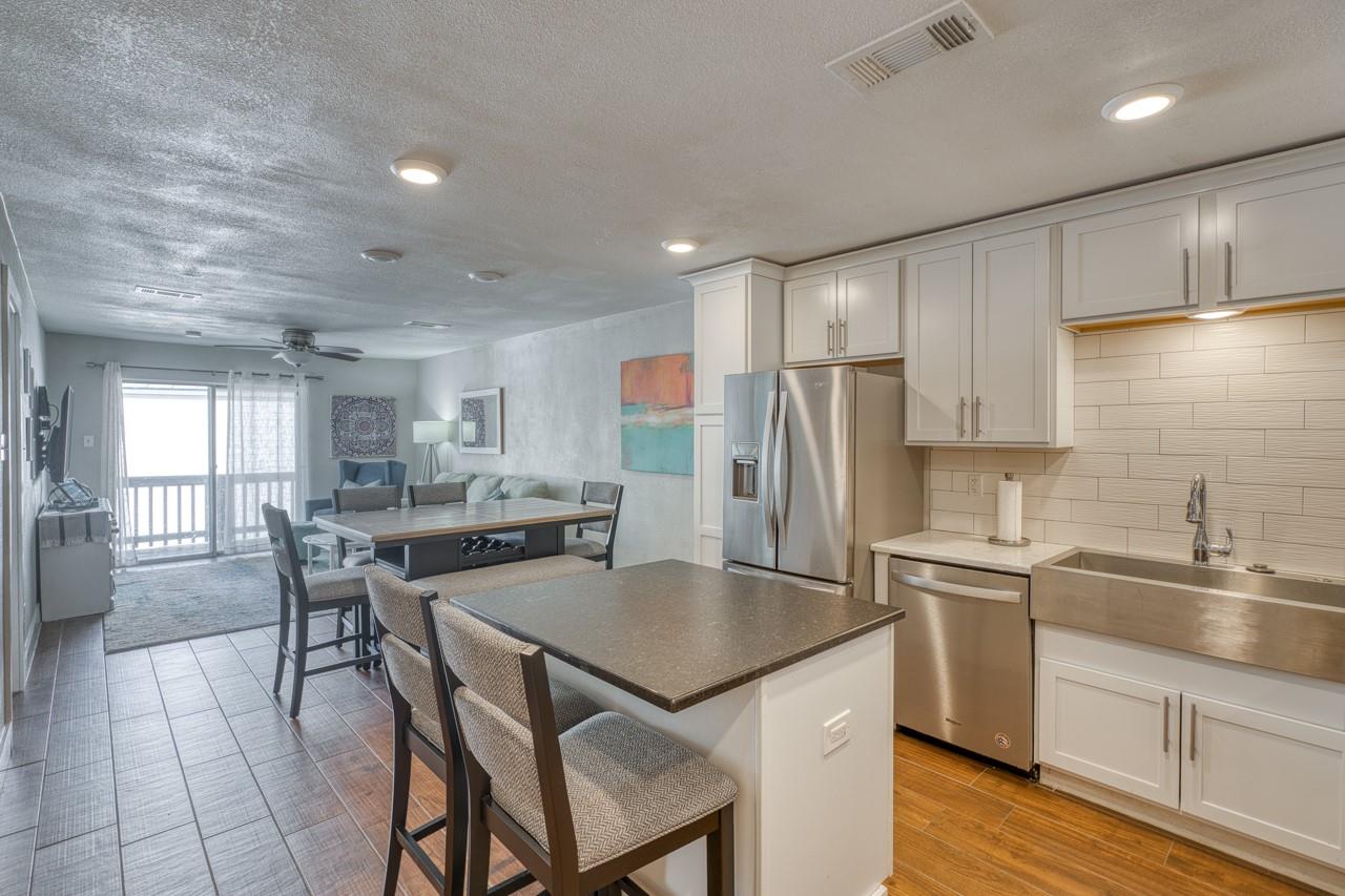 104 Cove E Horseshoe Bay TX 78657
