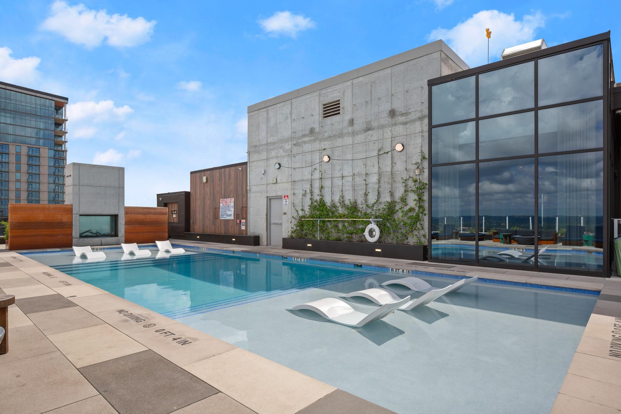 48 East Avenue Austin TX 78701