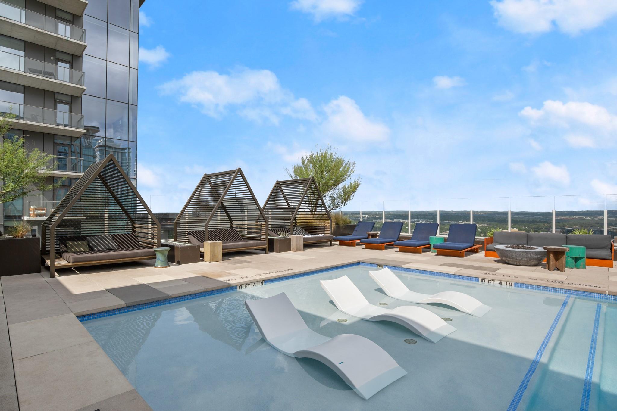 48 East Avenue Austin TX 78701