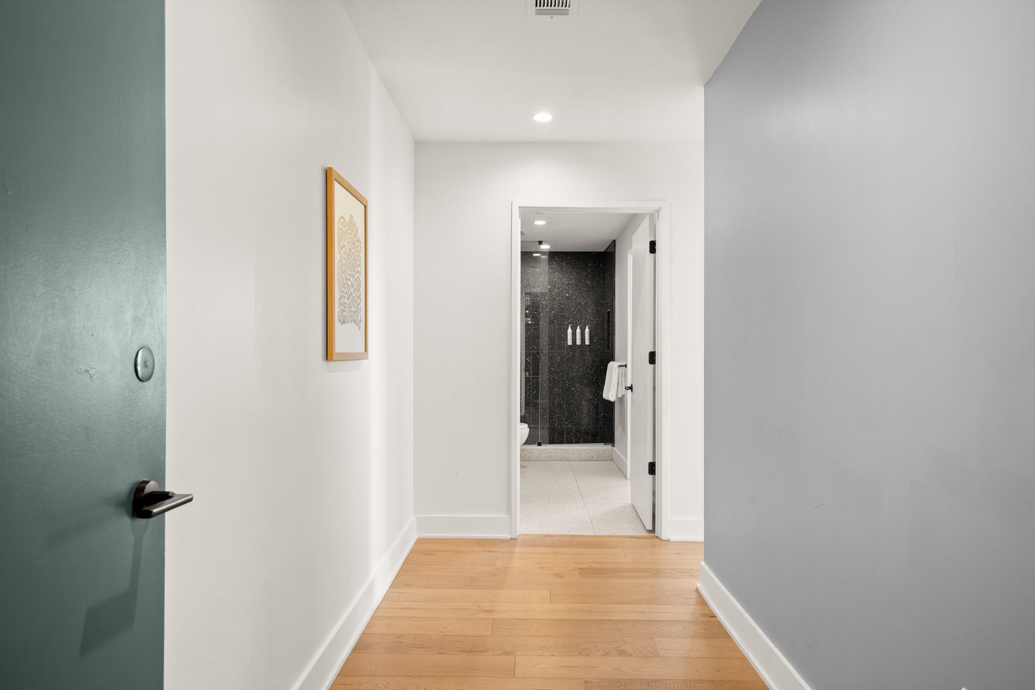 48 East Avenue Austin TX 78701