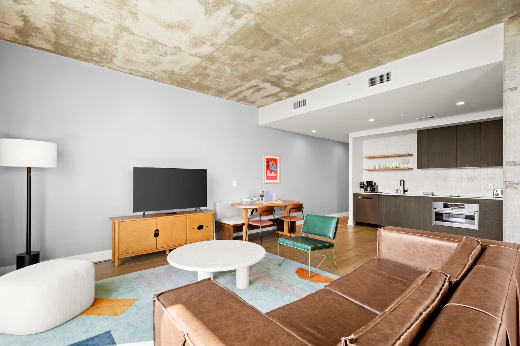 48 East Avenue Austin TX 78701