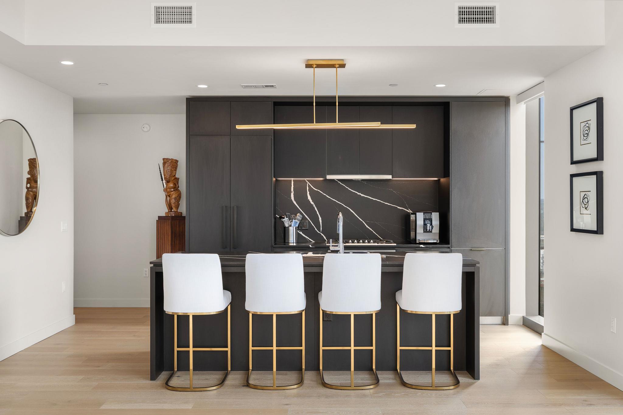 44 East Avenue Austin TX 78701