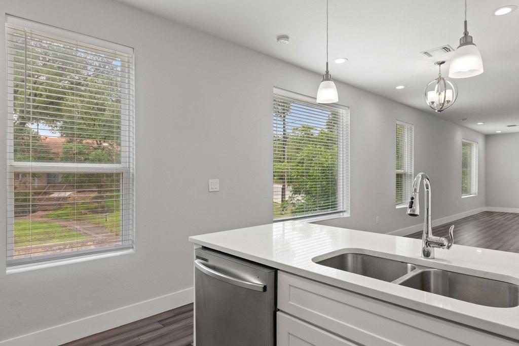6109 Cherrylawn Circle Austin TX 78723