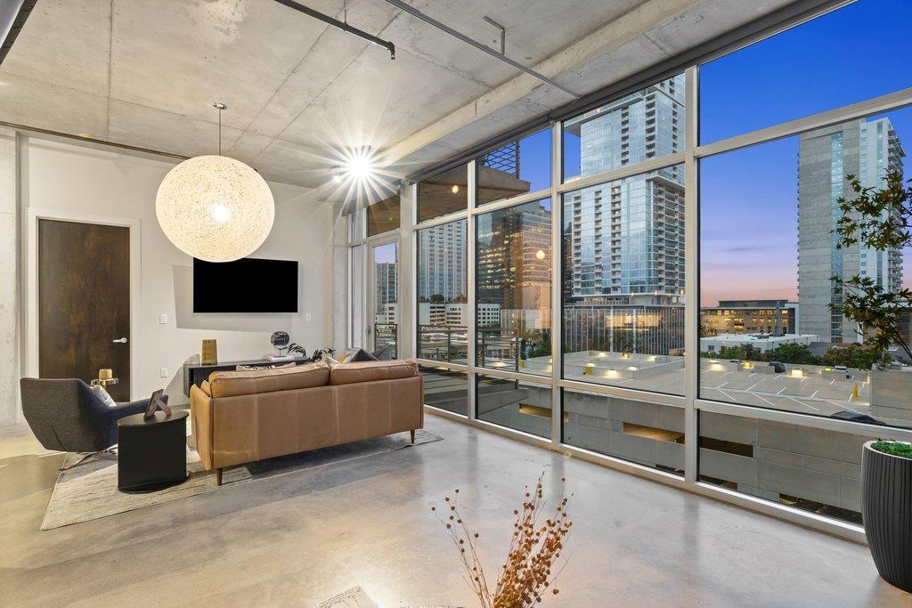 800 W 5th Street Austin TX 78703