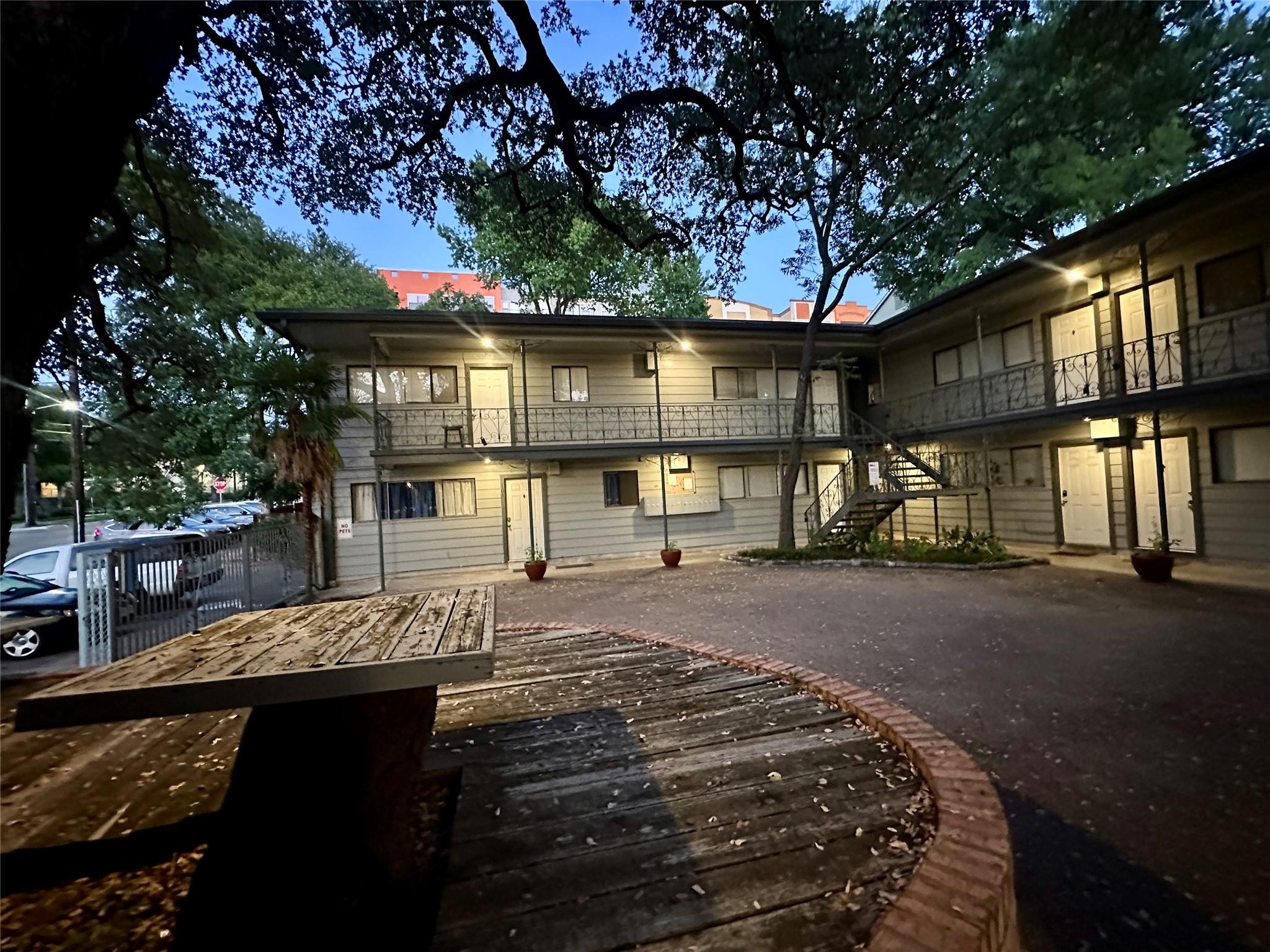 803 W 28th Street Austin TX 78705
