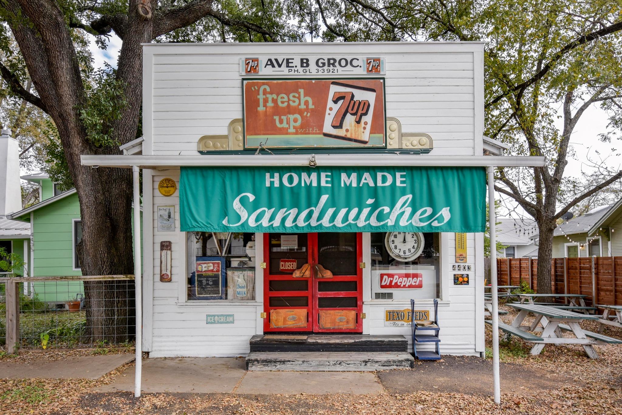 407 E 45th Street Austin TX 78751