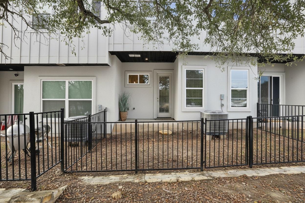 12001 Vista Parke Drive Austin TX 78726