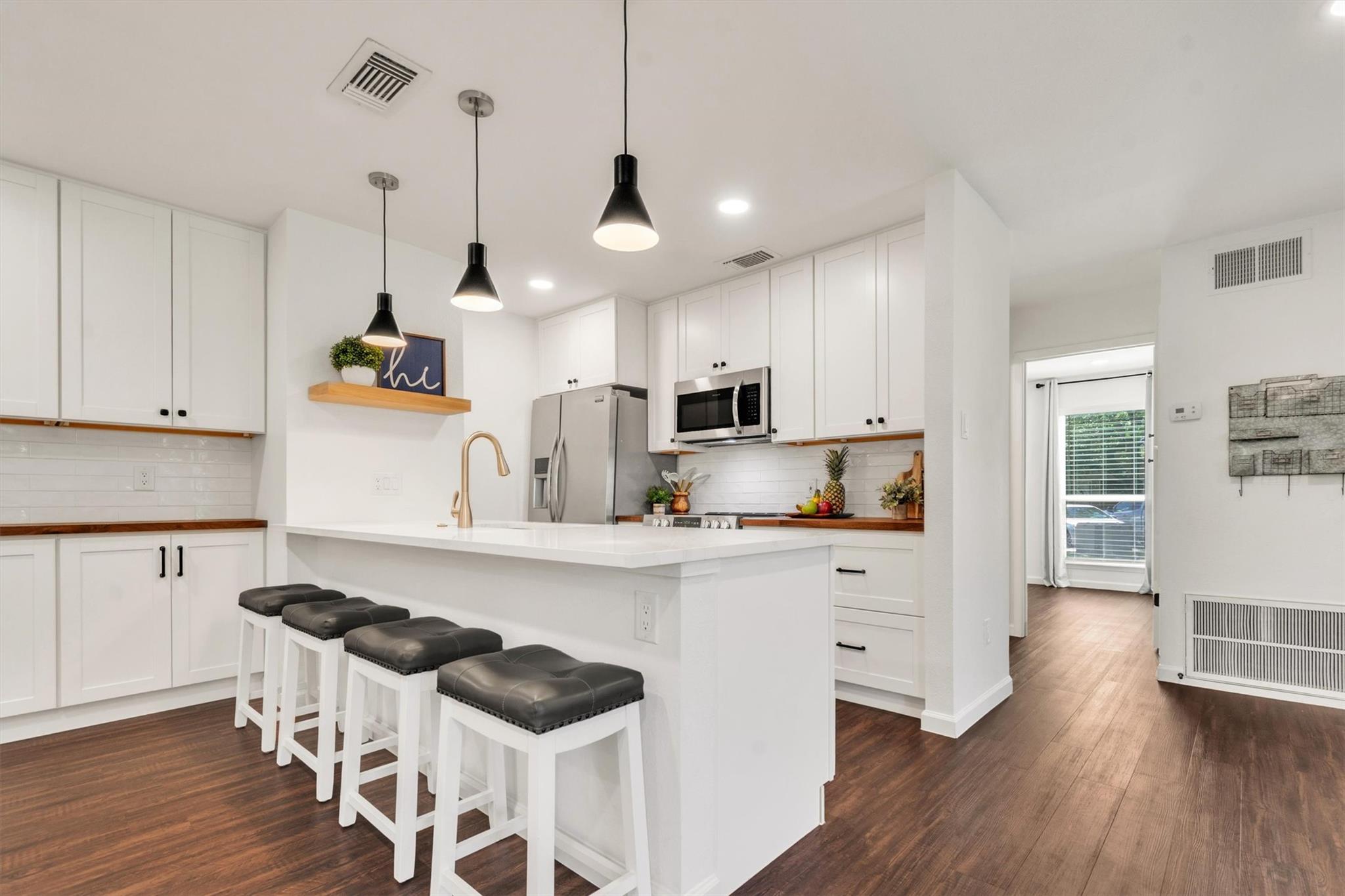 10616 Mellow Meadows Drive Austin TX 78750