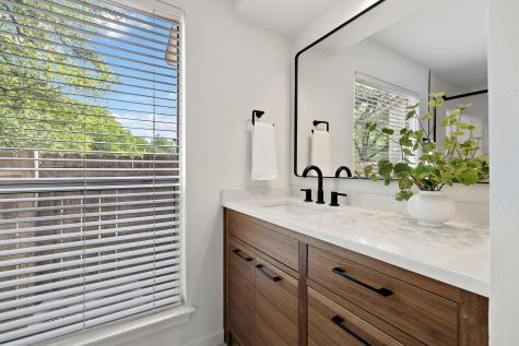 8211 Greenslope Drive Austin TX 78759