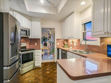 5603 Oakwood Cove Austin TX 78731
