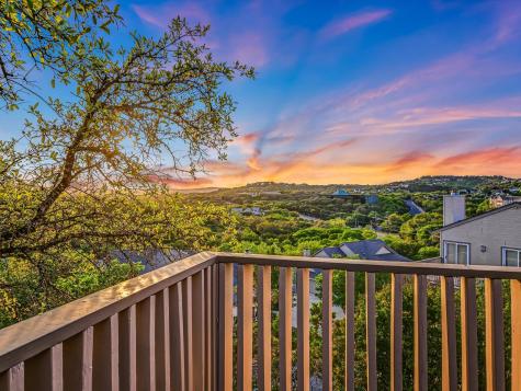 5603 Oakwood Cove Austin TX 78731
