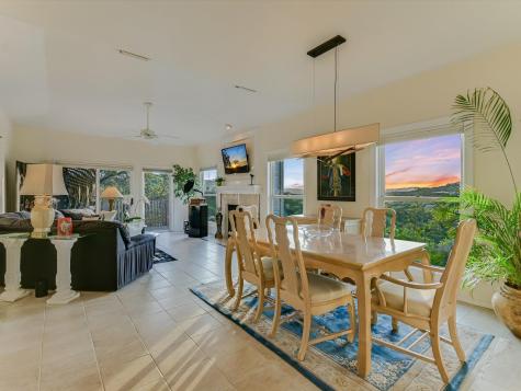 5603 Oakwood Cove Austin TX 78731