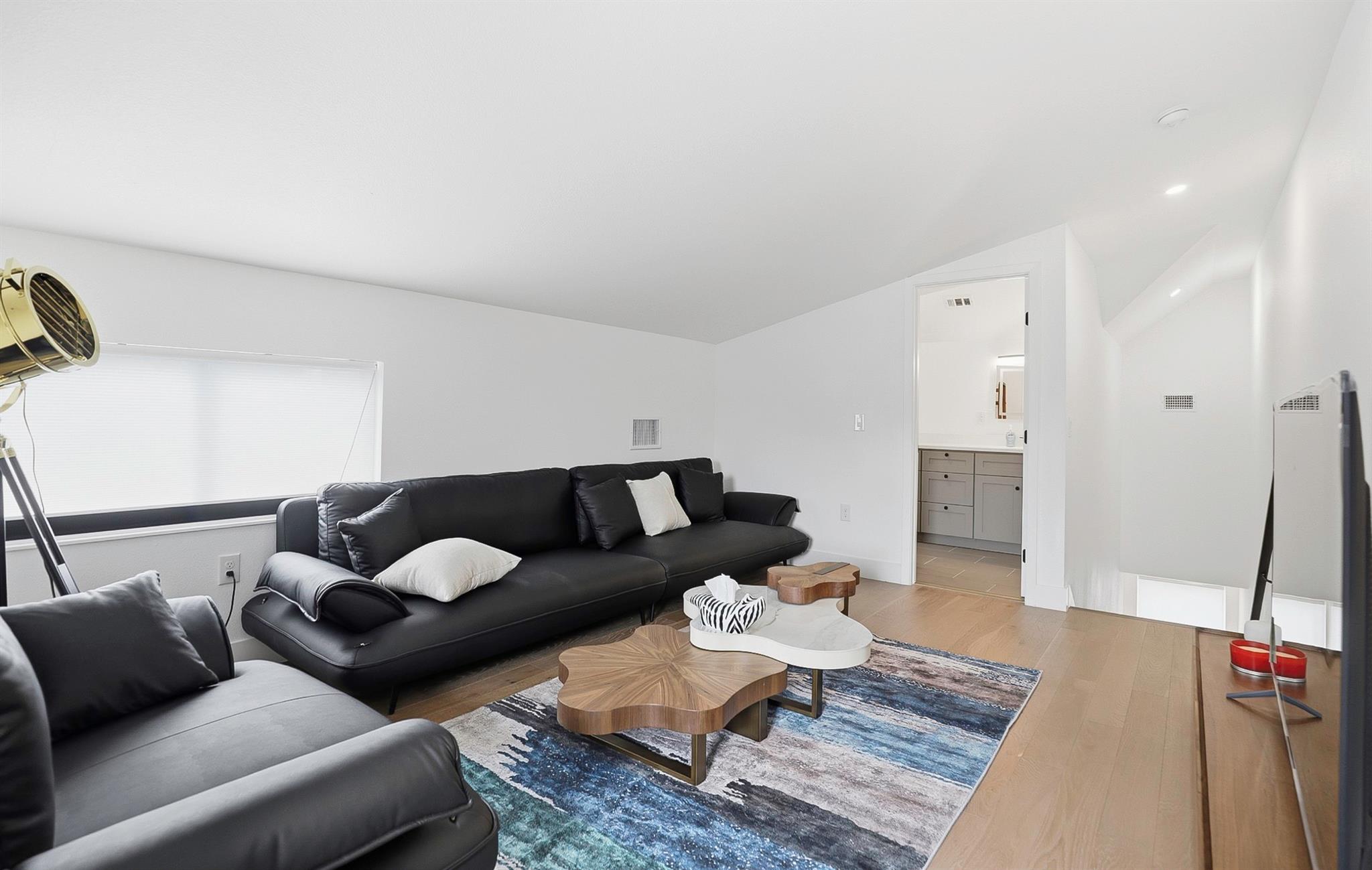 1208 W Oltorf Street Austin TX 78704