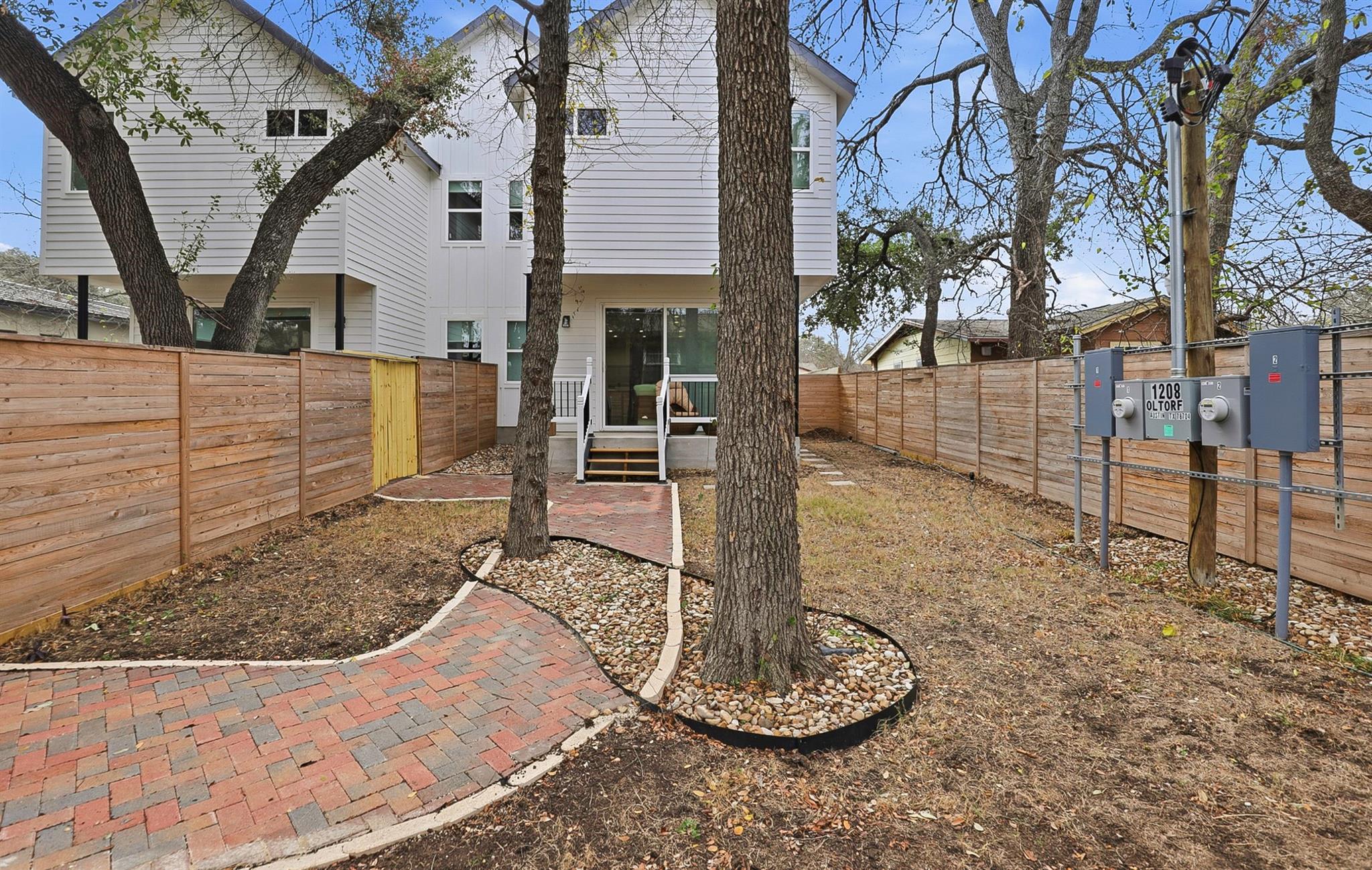 1208 W Oltorf Street Austin TX 78704
