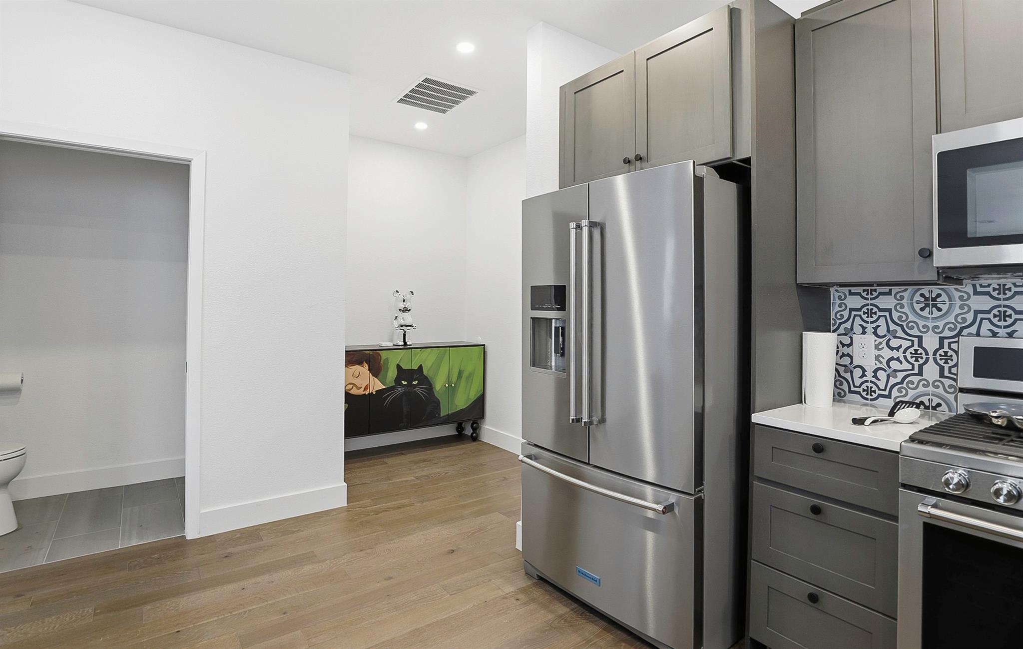 1208 W Oltorf Street Austin TX 78704