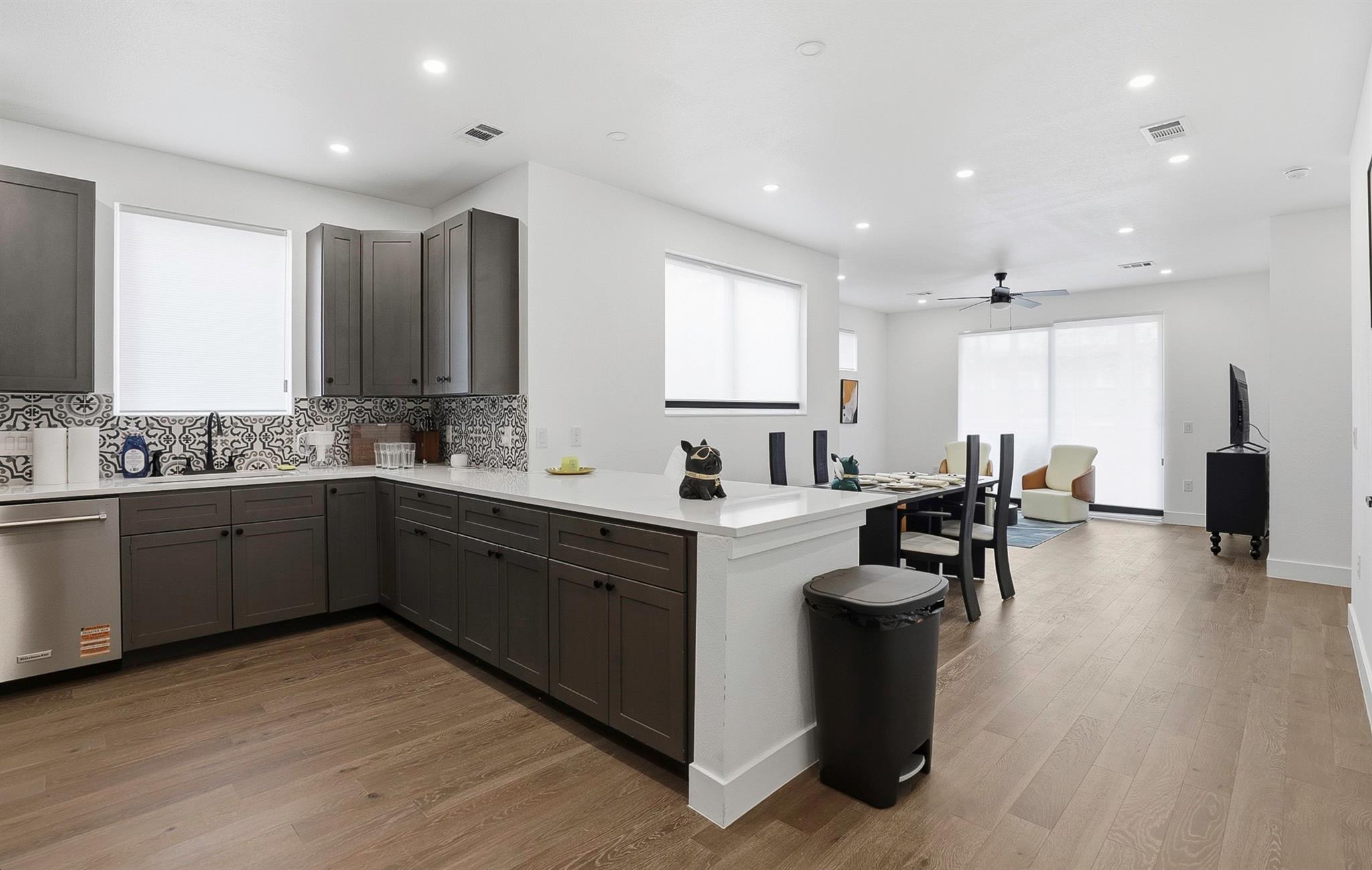 1208 W Oltorf Street Austin TX 78704