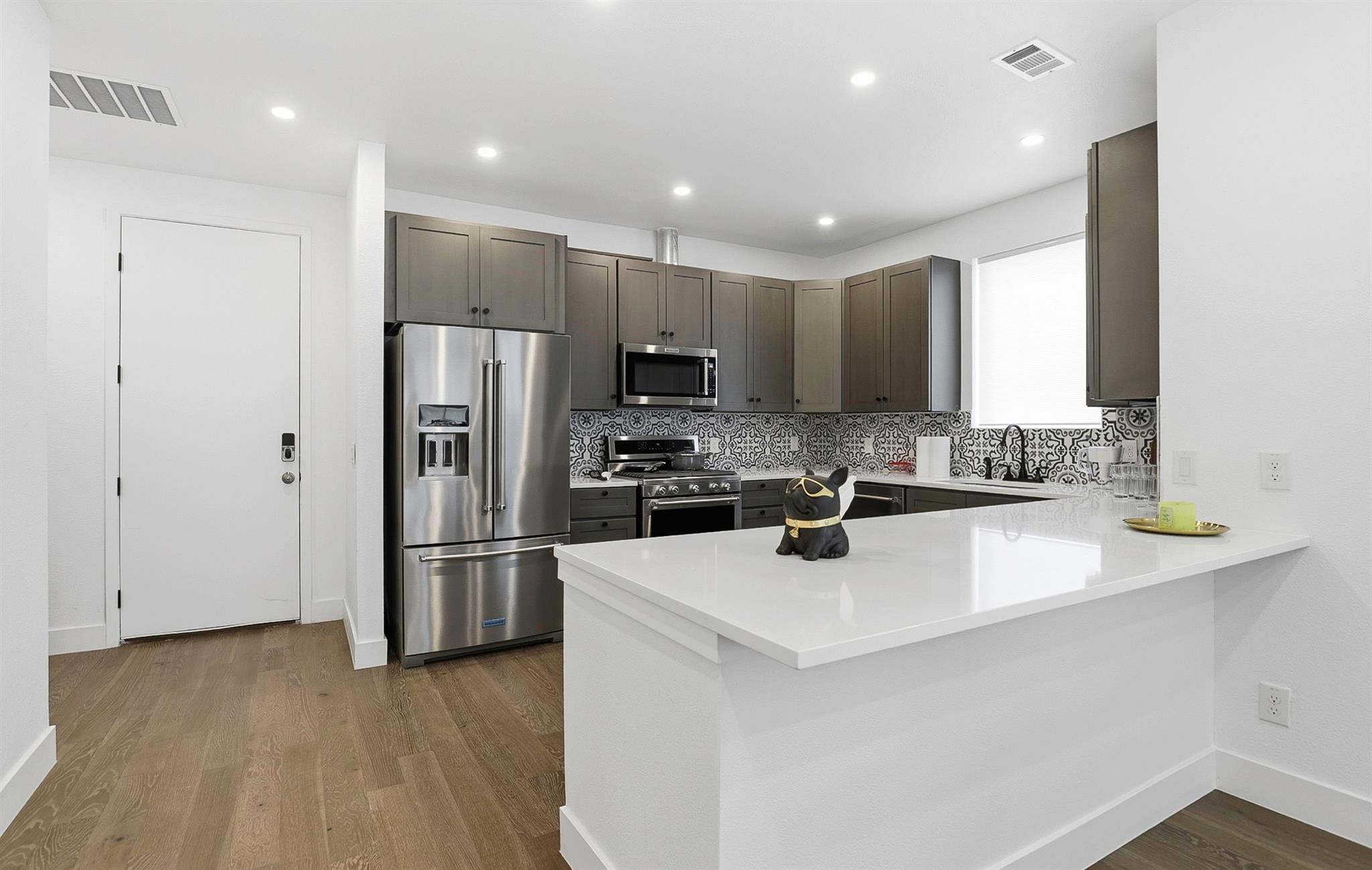 1208 W Oltorf Street Austin TX 78704