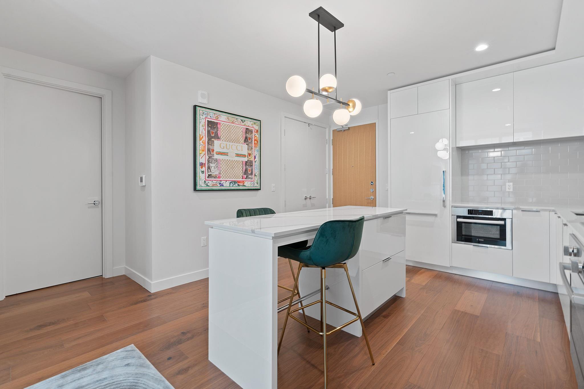 44 East Avenue Austin TX 78701