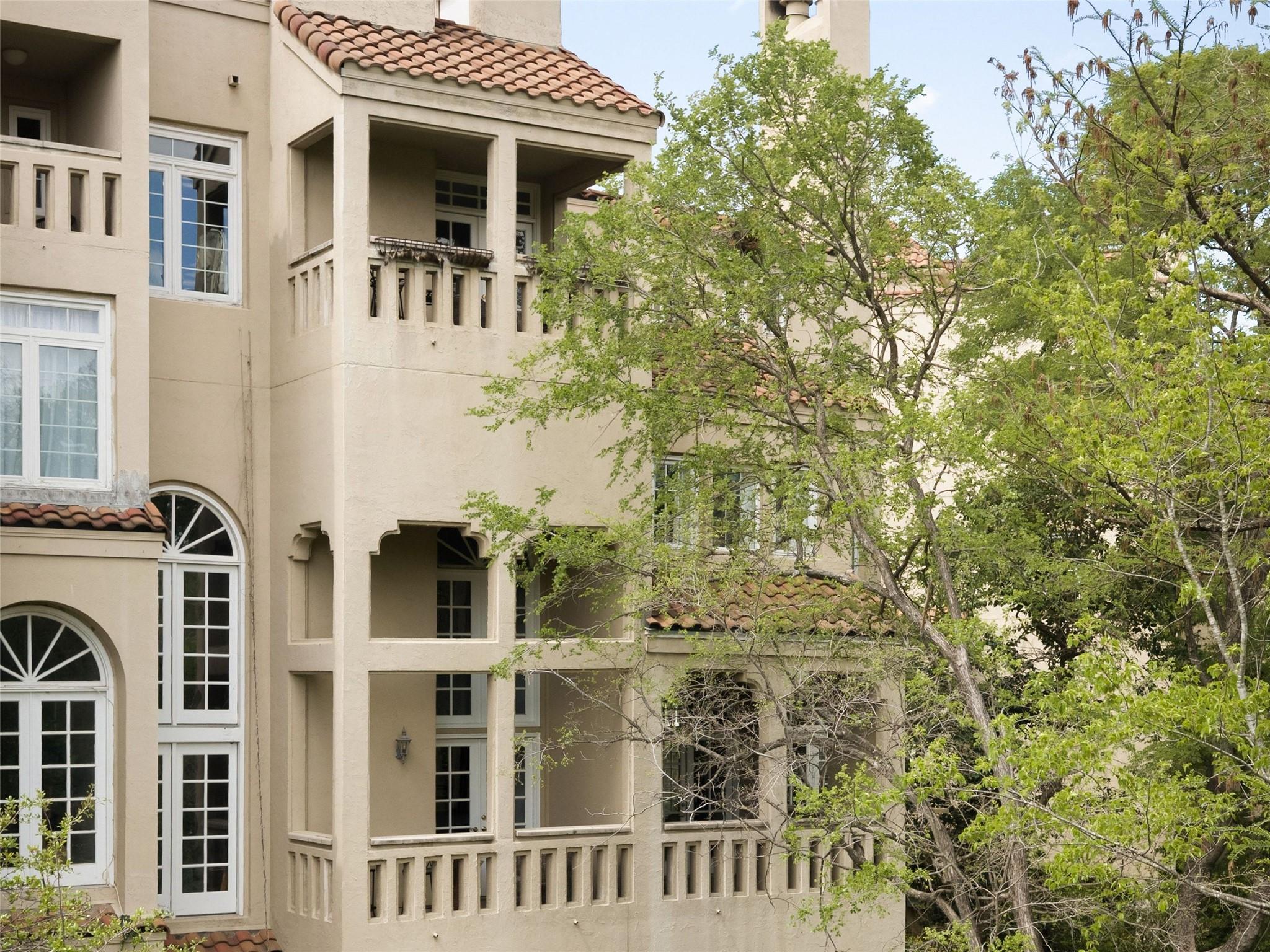 1937 Rue De St Tropez Austin TX 78746