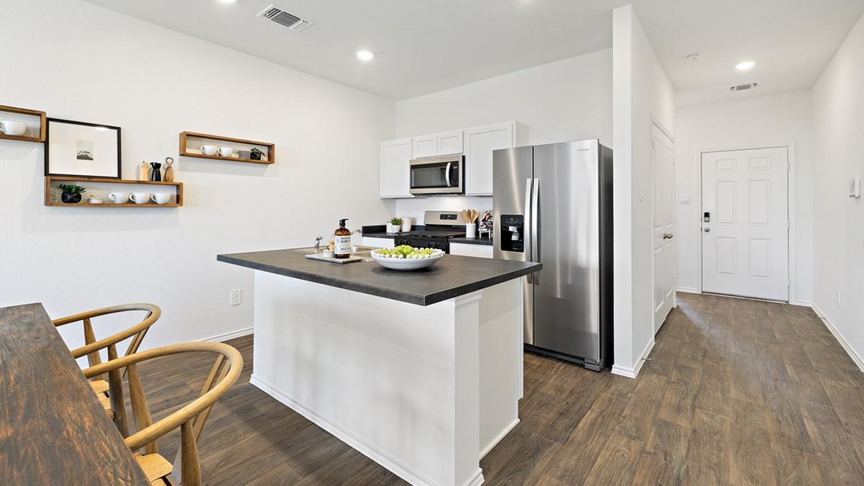 181 B Harrison Crossing Uhland TX 78640