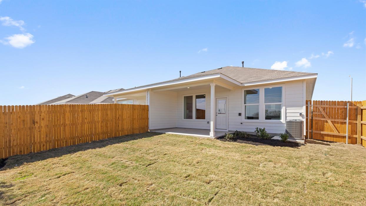 181 B Harrison Crossing Uhland TX 78640