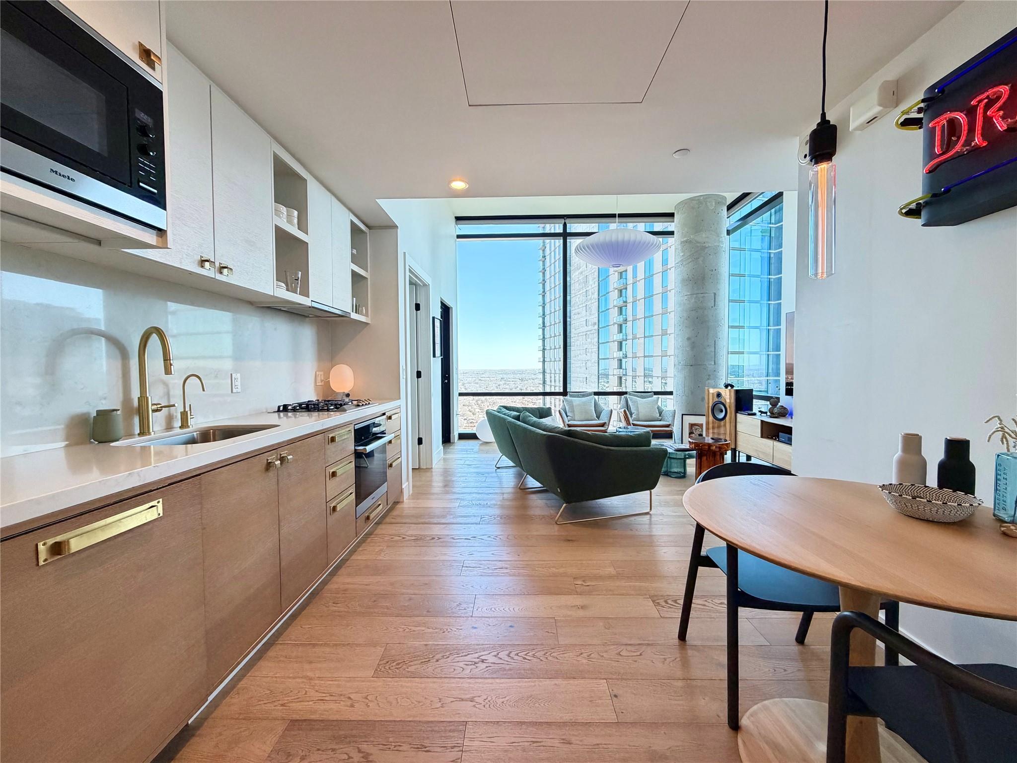 70 Rainey Street Austin TX 78701