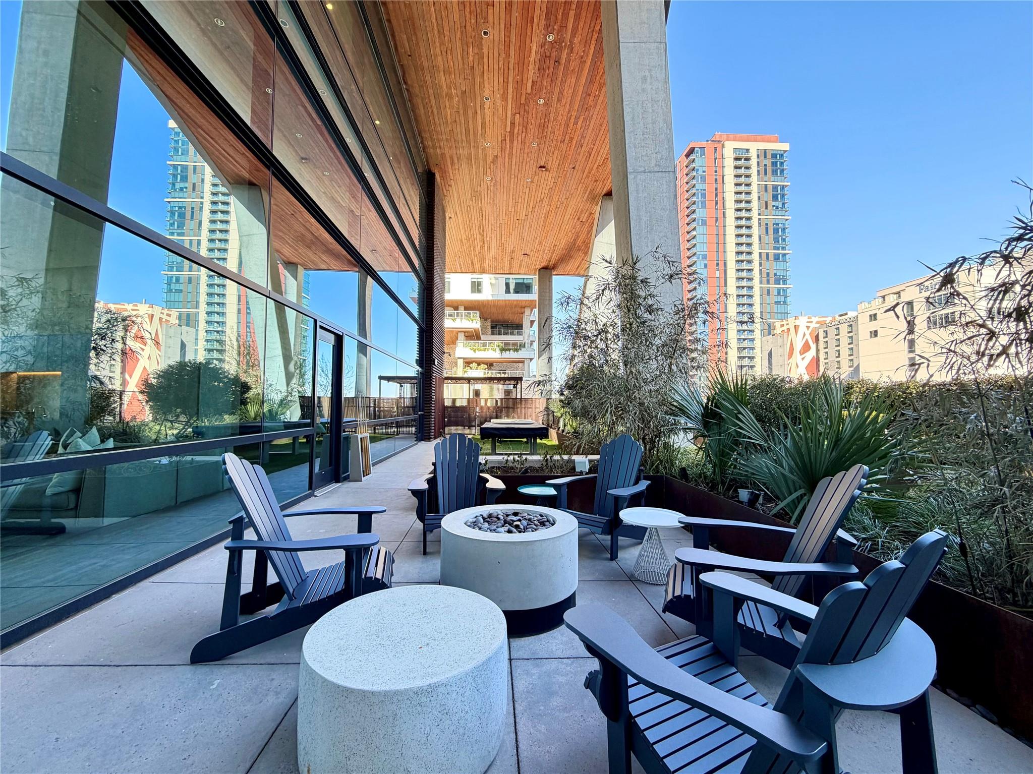 70 Rainey Street Austin TX 78701