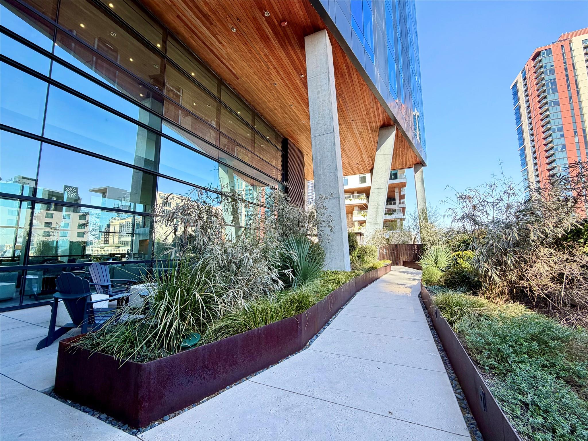 70 Rainey Street Austin TX 78701