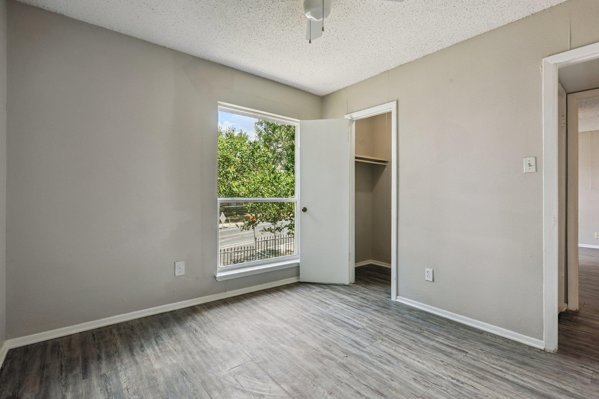 2124 Burton Drive Austin TX 78741
