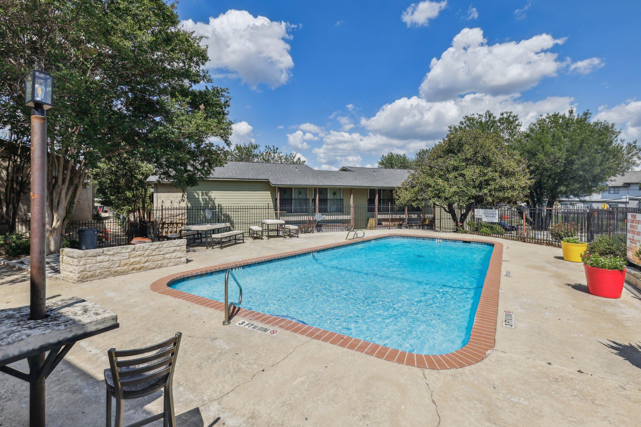 2124 Burton Drive Austin TX 78741