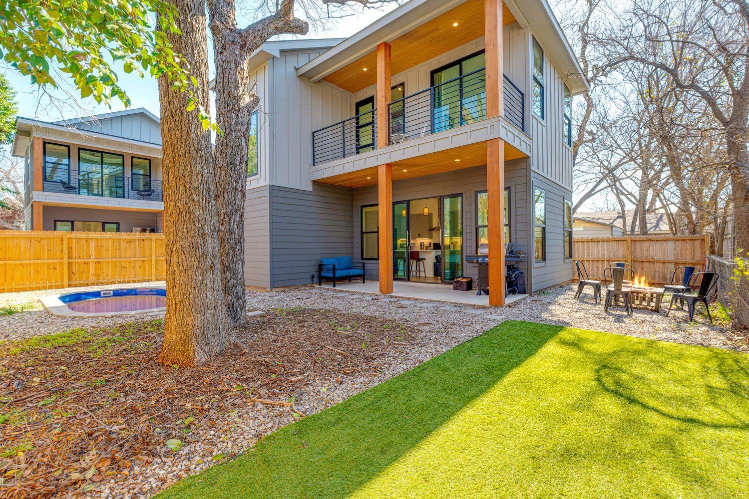 910 Tillery Street Austin TX 78702