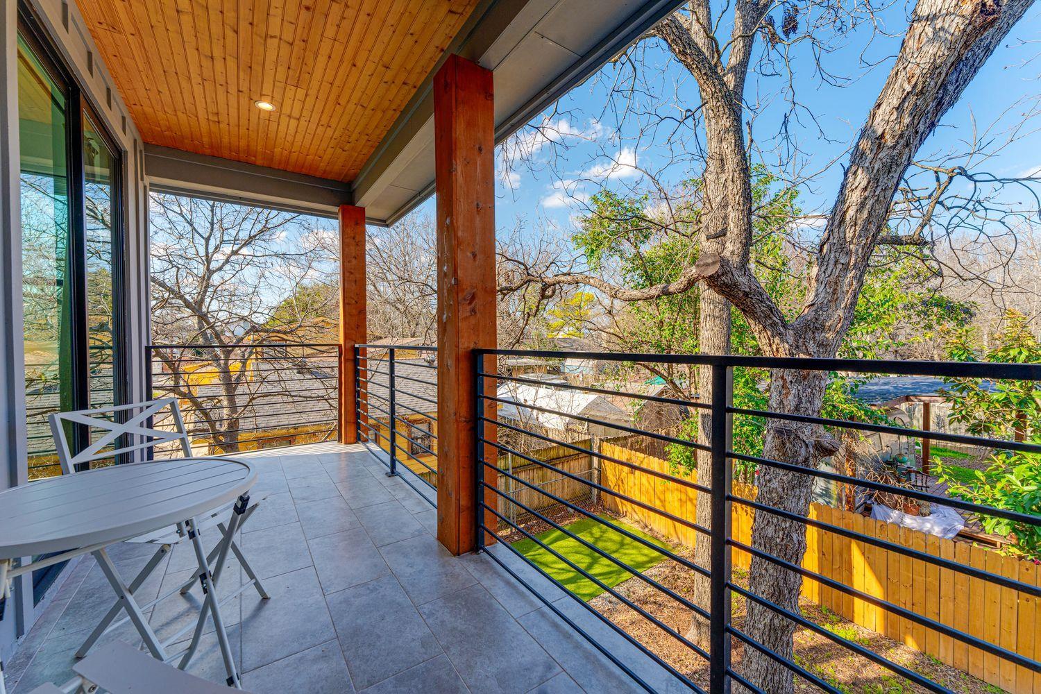 910 Tillery Street Austin TX 78702