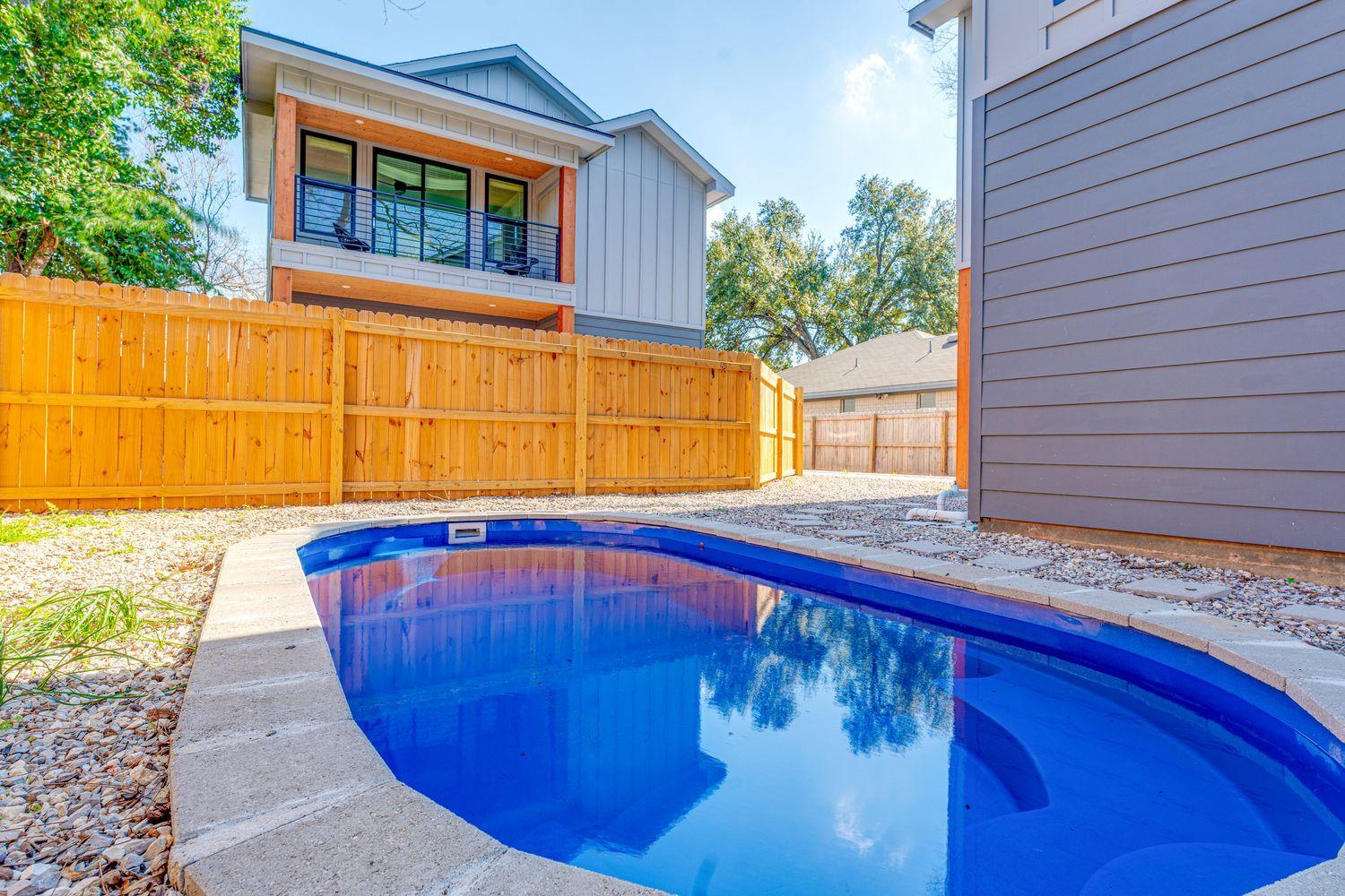 910 Tillery Street Austin TX 78702