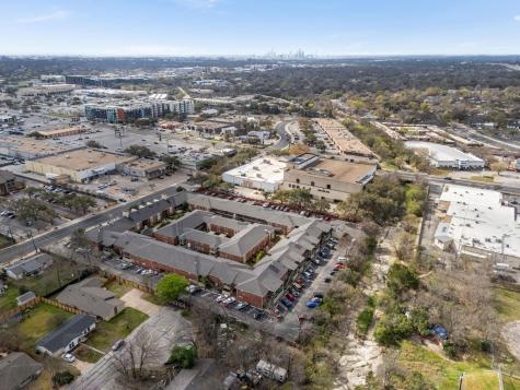 7920 Rockwood Lane Austin TX 78757