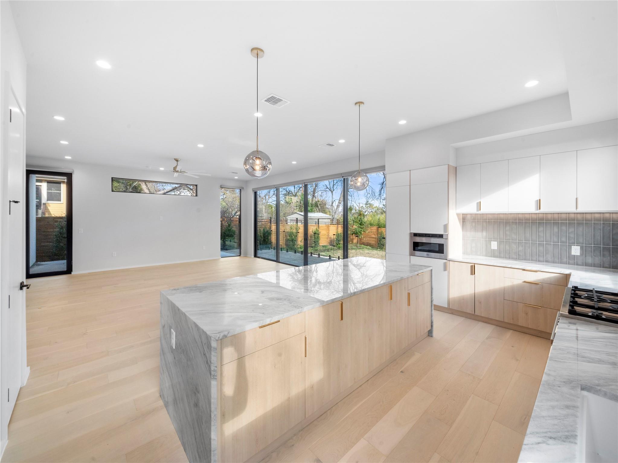 2107 Brackenridge Street Austin TX 78704
