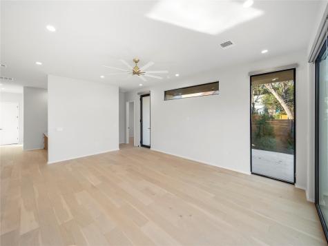 2107 Brackenridge Street Austin TX 78704