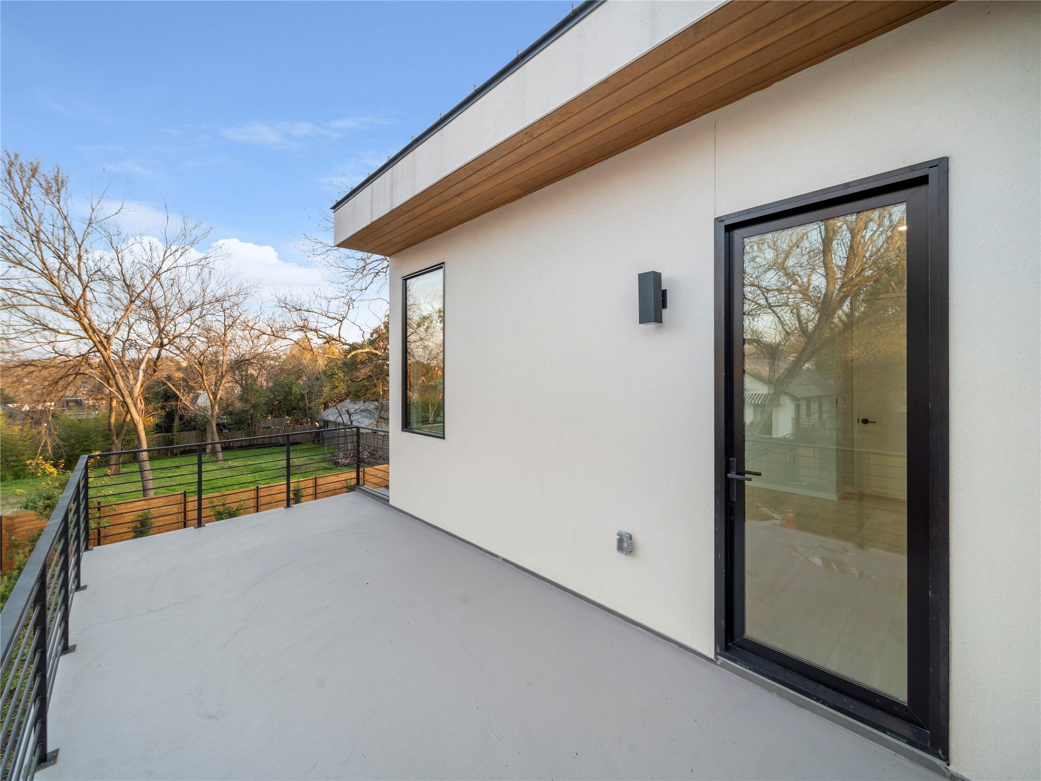 2107 Brackenridge Street Austin TX 78704