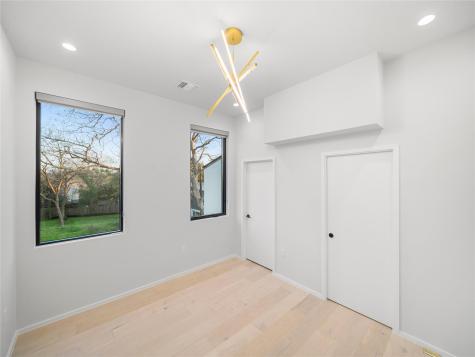 2107 Brackenridge Street Austin TX 78704