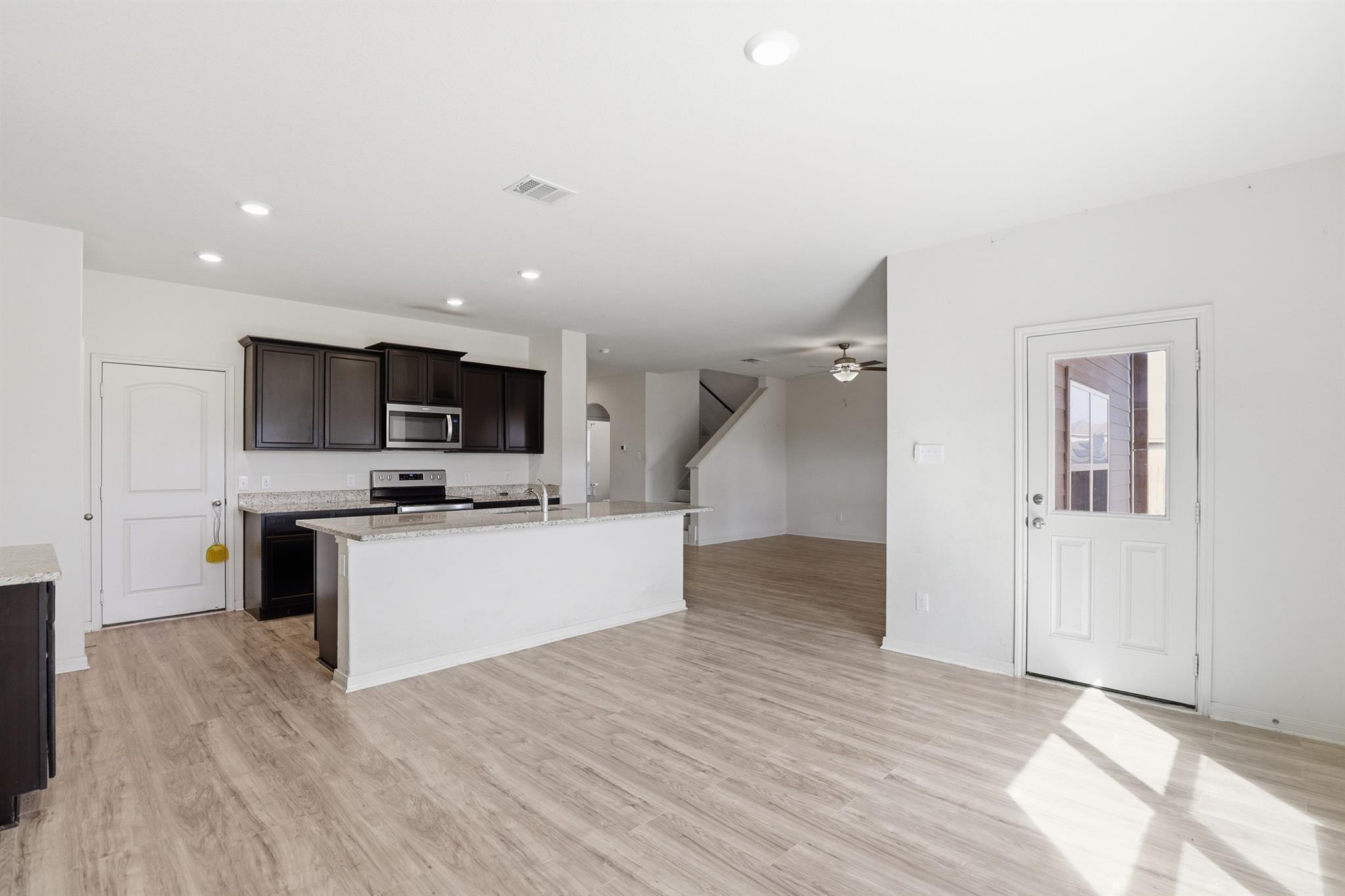 300 Hyacinth Way Jarrell TX 76537