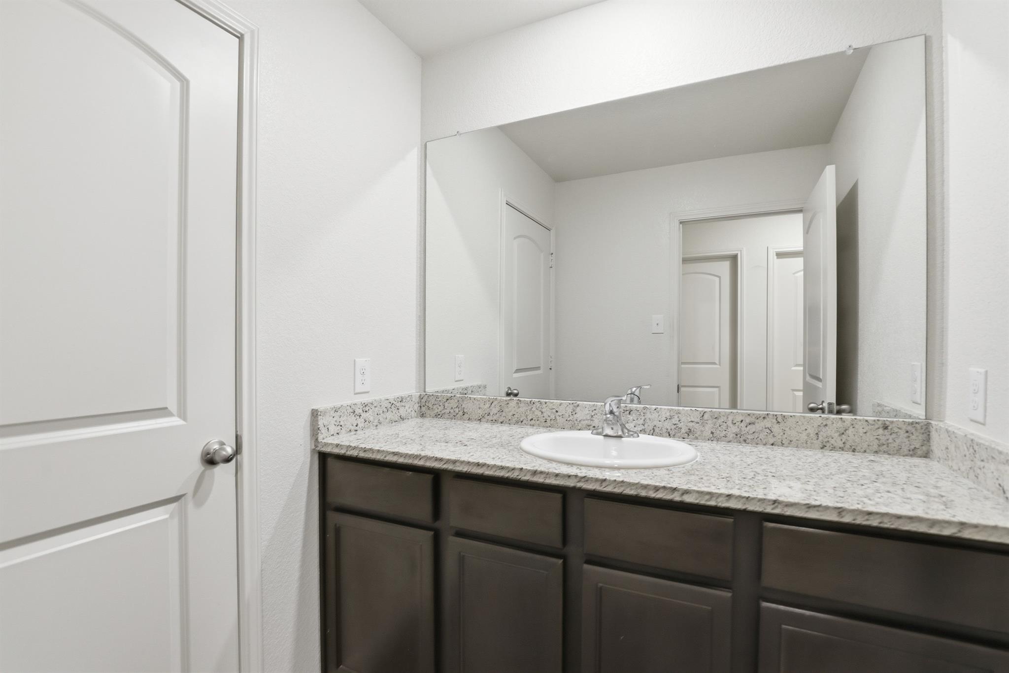 300 Hyacinth Way Jarrell TX 76537
