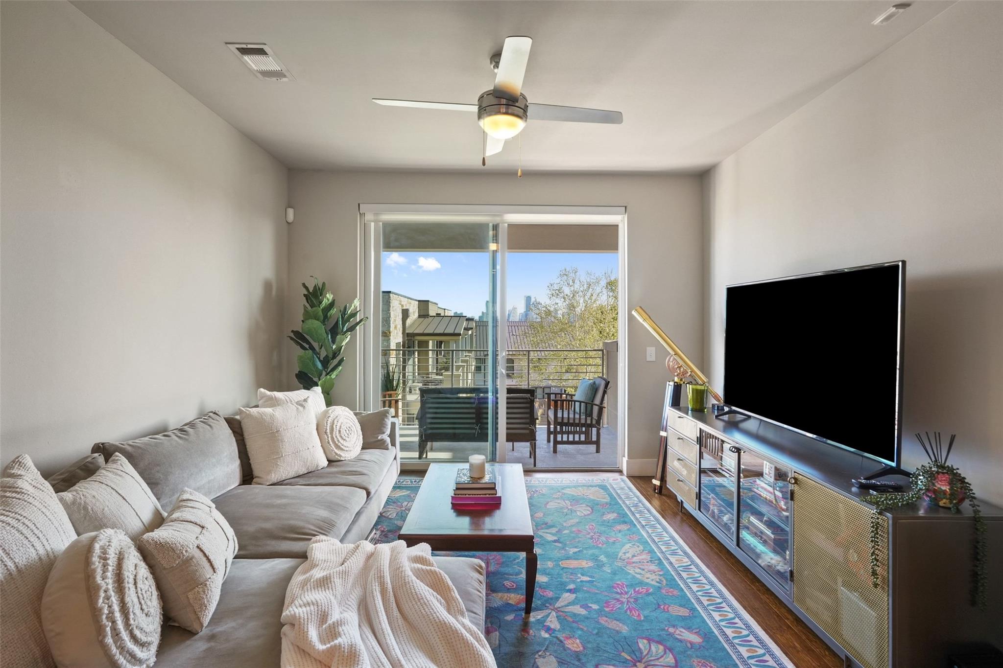 2725 Dulce Lane Austin TX 78704