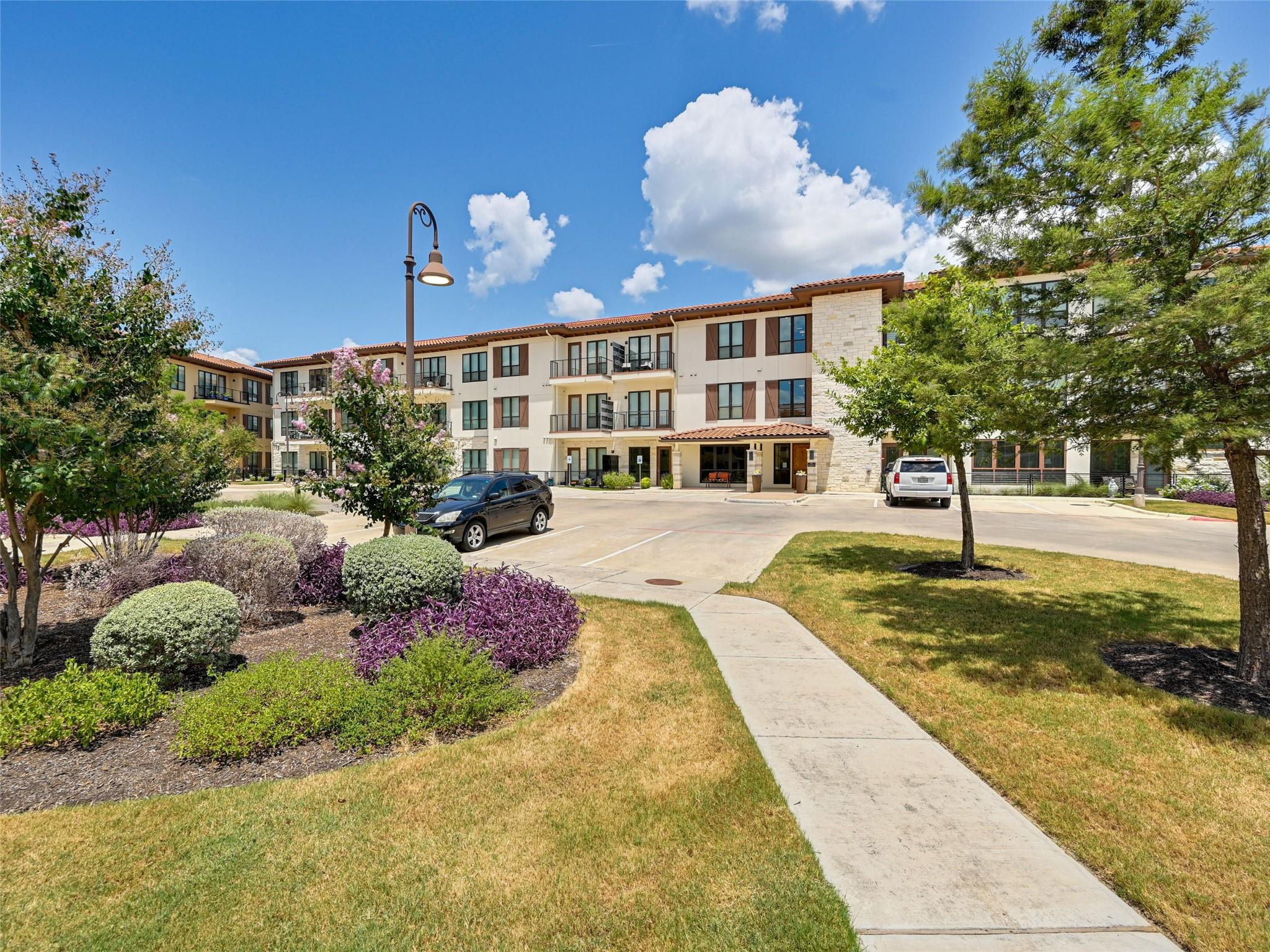 102 Bella Toscana Avenue Lakeway TX 78734