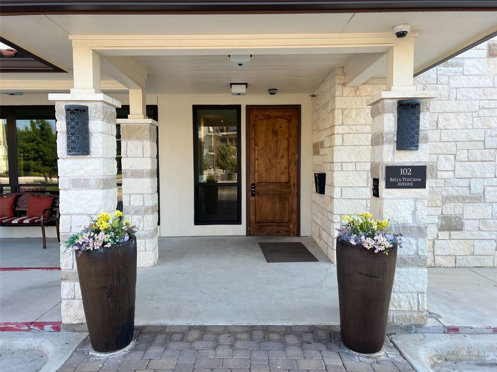 102 Bella Toscana Avenue Lakeway TX 78734