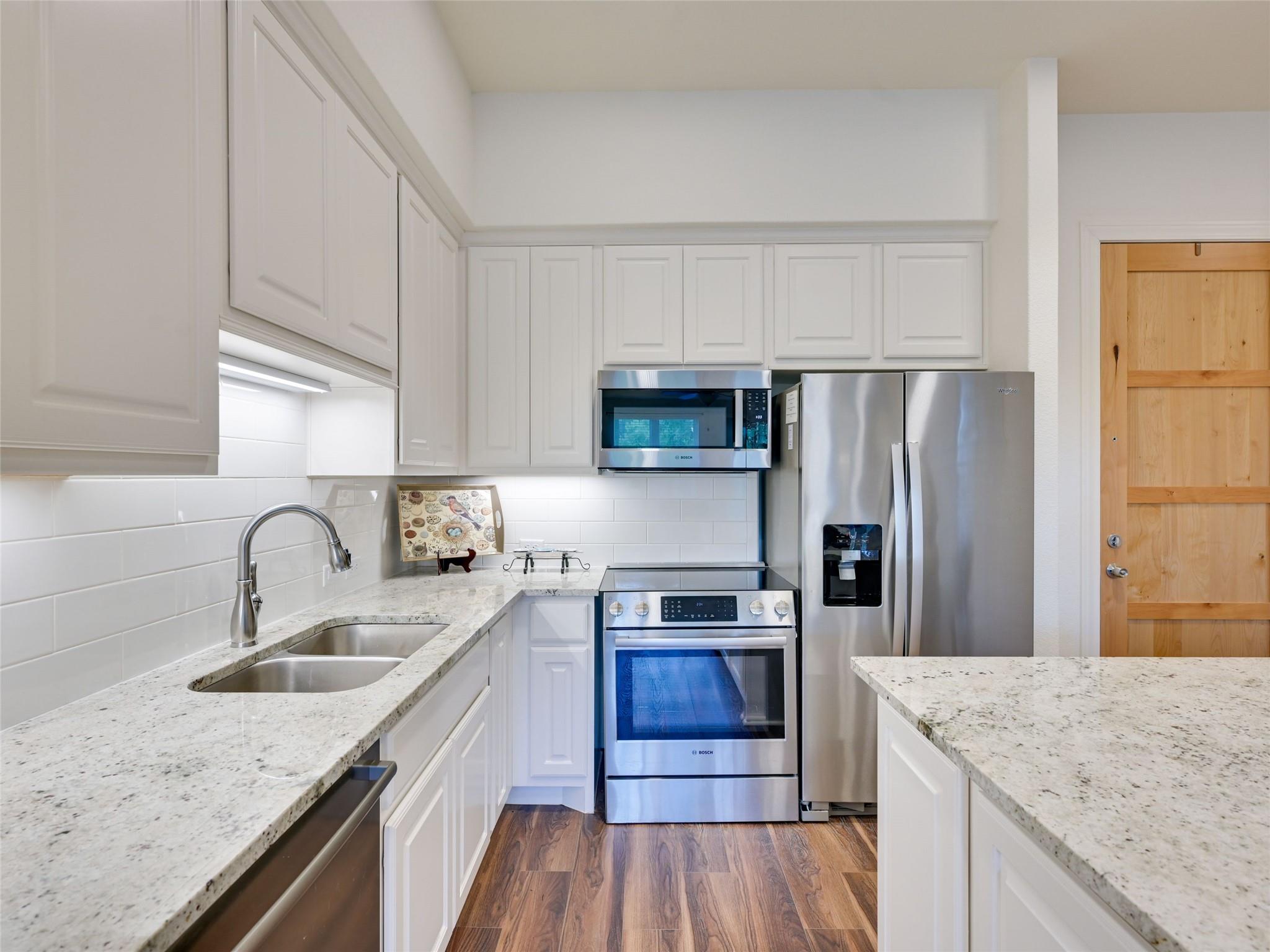 102 Bella Toscana Avenue Lakeway TX 78734
