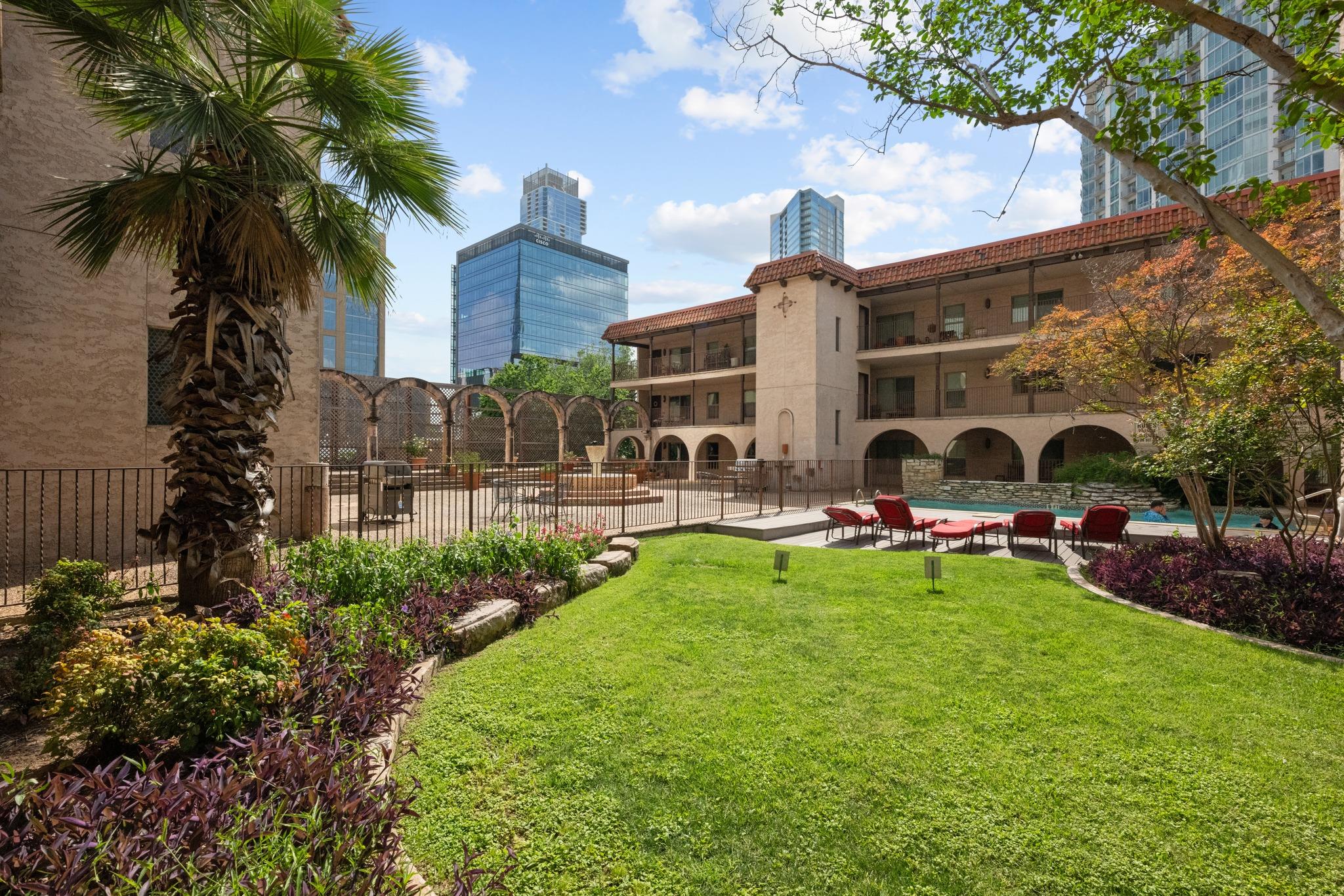 505 W 7th Street Austin TX 78701