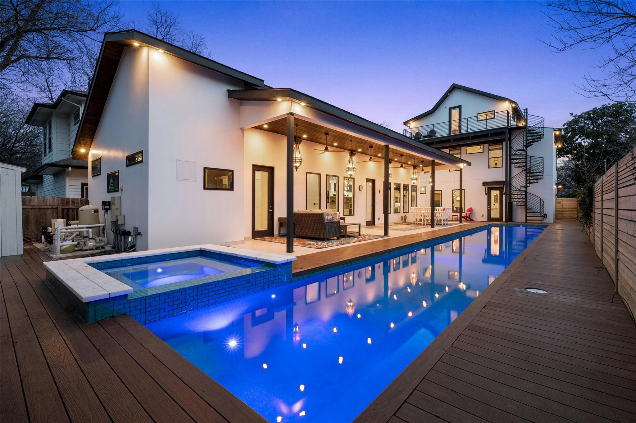 1208 Garden Street Austin TX 78702